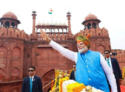 narendra modi leadership style